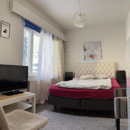 Yksioe 1 Km Jokirannasta Foeriltae/ 2 Km Torilta Daire Turku Dış mekan fotoğraf